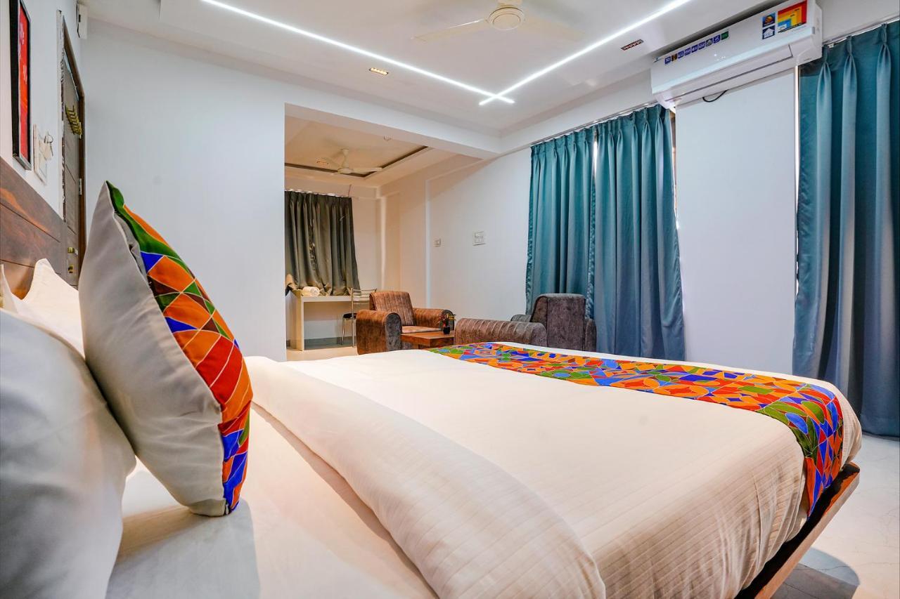 Fabhotel Crystal Inn - Nr Suvarndeep Chowk Pimpri-Chinchwad Εξωτερικό φωτογραφία